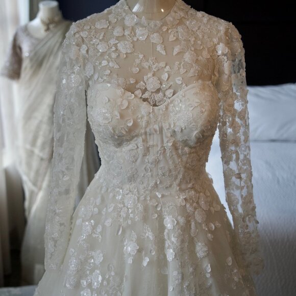 SOLD Beautiful Martina Liana Wedding Dress - Style #1517 (Ivory) - Picture 2 of 12